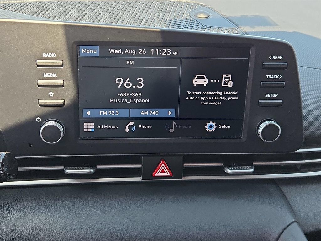 Used 2022 Hyundai Elantra SE w/ Cargo Package FWD image 6