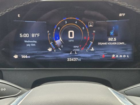 Used 2024 Chevrolet Traverse LT FWD image 16