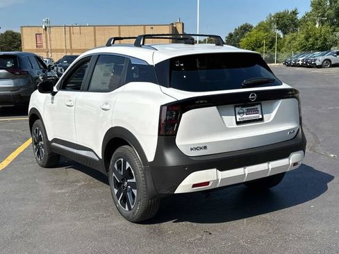 New 2026 Nissan Kicks SV w/ SV Premium Package AWD/4WD image 5