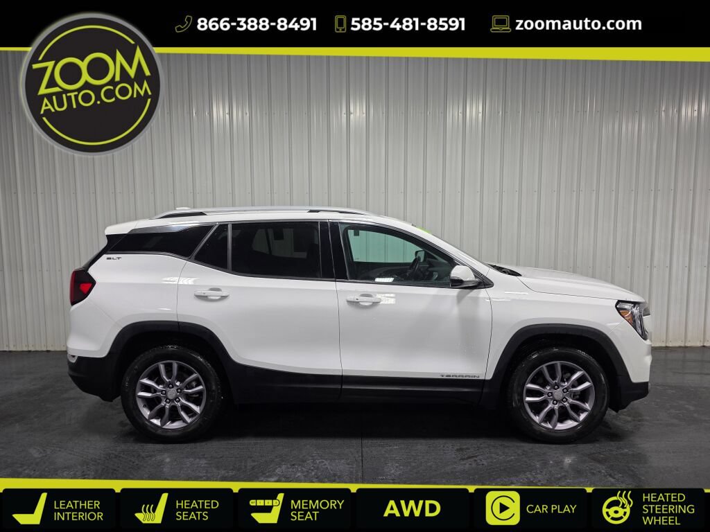 Used 2023 GMC Terrain SLT w/ Infotainment Package II AWD/4WD image 1