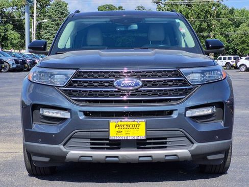 Used 2023 Ford Explorer XLT w/ Equipment Group 202A AWD/4WD image 3