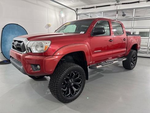 Used 2015 Toyota Tacoma PreRunner w/ SR5 Package RWD image 4