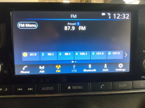 Used 2024 Nissan Sentra S FWD image 25