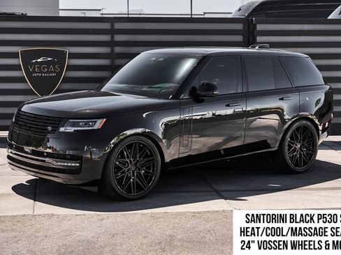Used 2025 Land Rover Range Rover SE AWD/4WD image 1