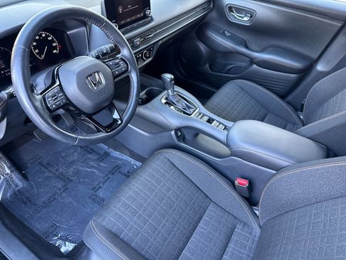 Used 2023 Honda HR-V Sport image 9