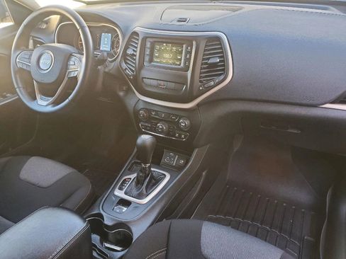 Used 2014 Jeep Cherokee Latitude w/ Comfort/Convenience Group image 13