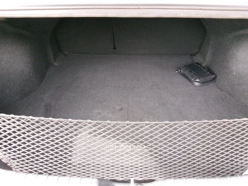 Used 2022 Hyundai Elantra Limited image 45