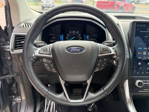 Used 2024 Ford Edge Titanium AWD/4WD image 14