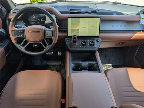 New 2026 Land Rover Defender 110 OCTA AWD/4WD image 11