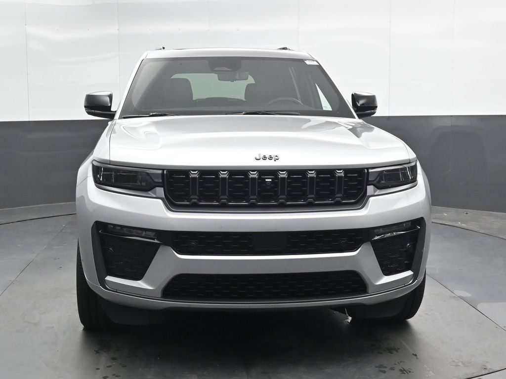 Used 2026 Jeep Grand Cherokee Limited AWD/4WD image 6