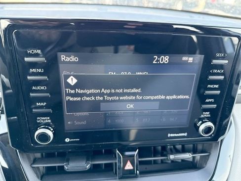 Used 2022 Toyota Corolla Cross L image 18