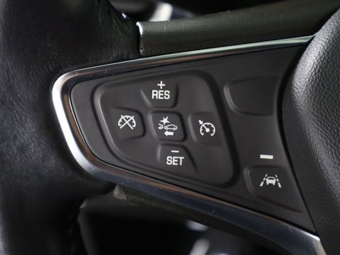 Used 2021 Chevrolet Equinox LT image 43