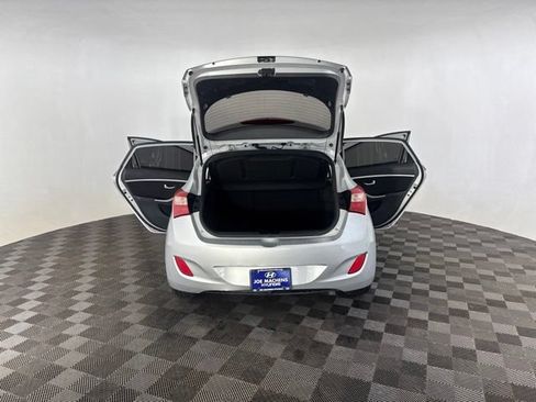 Used 2016 Hyundai Elantra GT FWD image 17