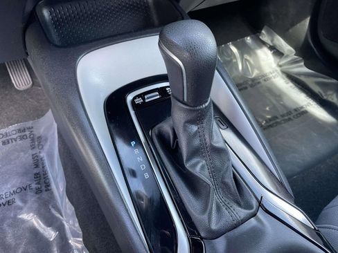 Used 2024 Toyota Corolla SE image 40