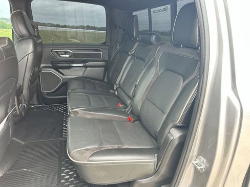 Used 2019 RAM 1500 Laramie AWD/4WD image 23