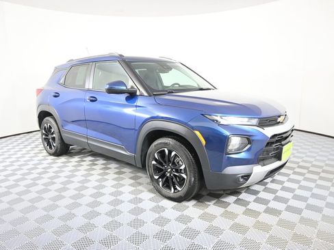 Used 2021 Chevrolet TrailBlazer LT w/ Convenience Package image 9