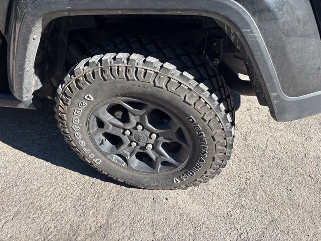 Used 2023 Jeep Gladiator Sport AWD/4WD image 9