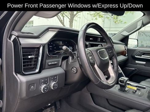 Used 2024 GMC Sierra 1500 Denali w/ Technology Package AWD/4WD image 11
