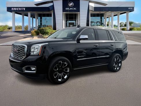 Used 2018 GMC Yukon Denali w/ Denali Ultimate Package AWD/4WD image 7