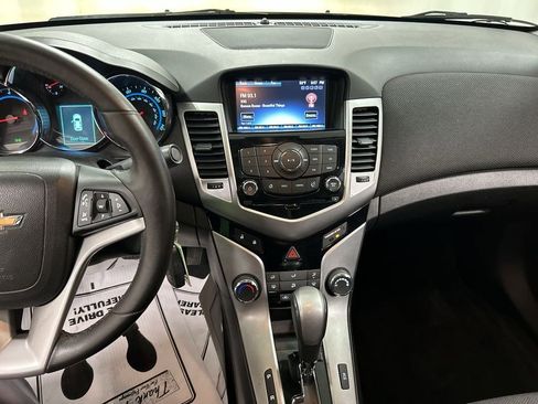 Used 2014 Chevrolet Cruze LT w/ All-Star Edition FWD image 18