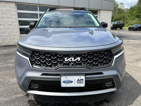 Used 2022 Kia Sorento SX Prestige image 2
