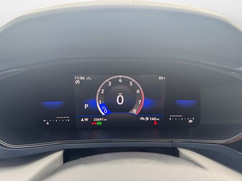 Certified 2023 Volkswagen Taos SE AWD/4WD image 11