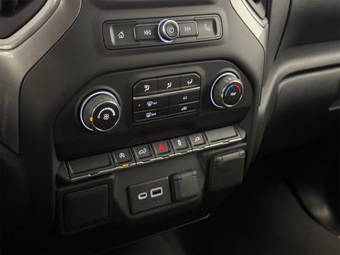 Used 2022 Chevrolet Silverado 1500 Custom w/ LPO, Dark Essentials Package image 26