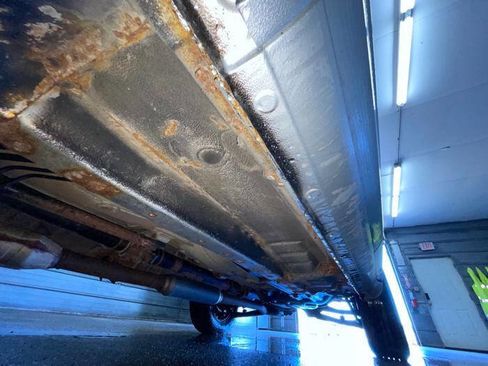 Used 2004 Mitsubishi Endeavor Limited image 12