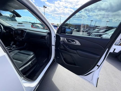 Used 2021 Chevrolet Traverse Premier w/ Redline Edition image 23