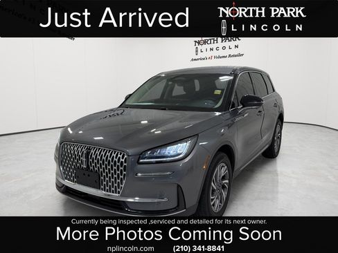 Used 2023 Lincoln Corsair FWD w/ Equipment Group 101A image 1