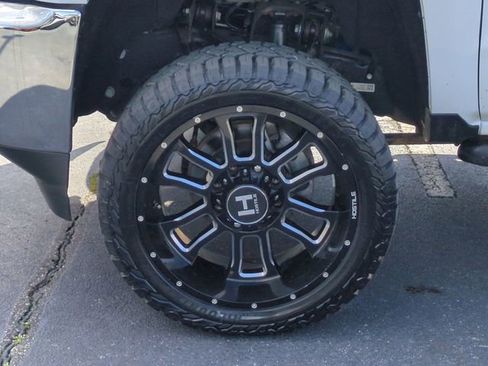 Used 2019 Chevrolet Silverado 2500 W/T w/ WT Convenience Package image 10