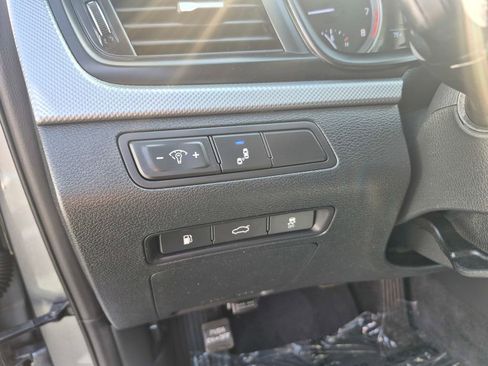 Used 2018 Hyundai Sonata SE image 11