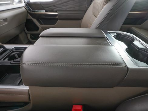 Used 2026 Ford F250 Platinum w/ Platinum Plus Package image 31