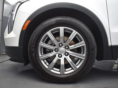 Used 2020 Cadillac XT4 Premium Luxury FWD image 8