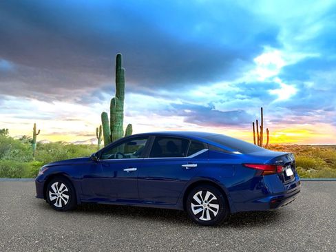 Used 2023 Nissan Altima 2.5 S FWD image 4