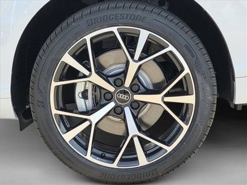 New 2026 Audi Q3 quattro 2.0T image 9