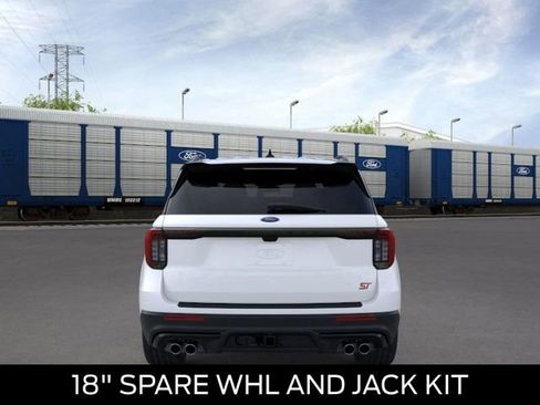 New 2026 Ford Explorer ST w/ Sun And Sound Package image 5