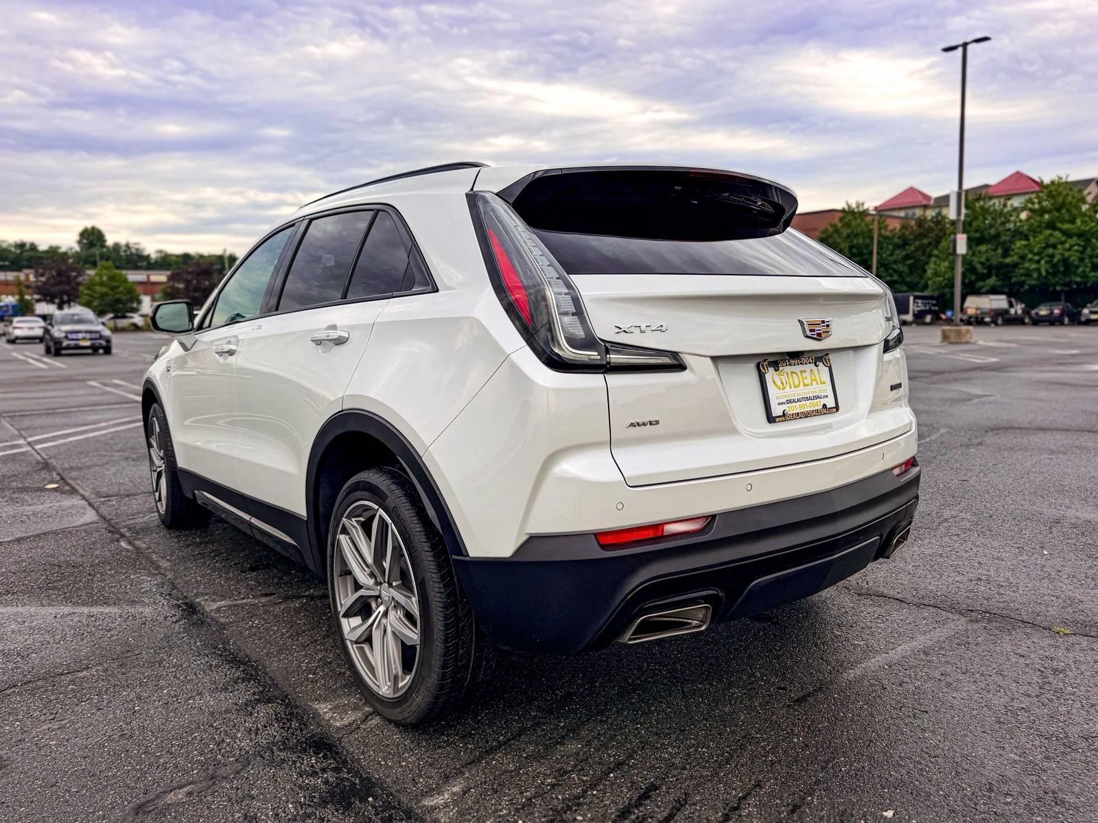 Used 2023 Cadillac XT4 Sport AWD/4WD image 5