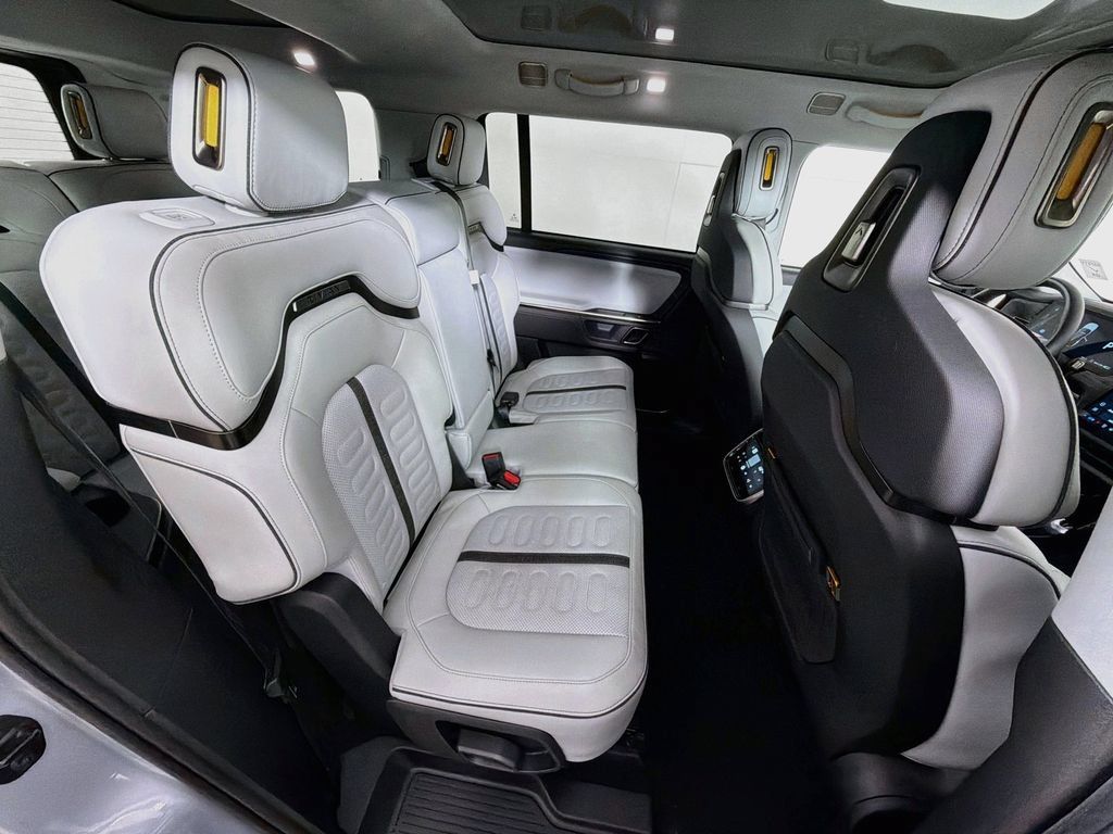 Used 2024 Rivian R1S Adventure Quad AWD/4WD image 30