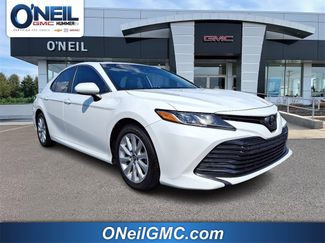 Used 2019 Toyota Camry LE image 1