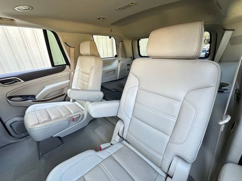 Used 2019 GMC Yukon Denali w/ Denali Ultimate Package image 38