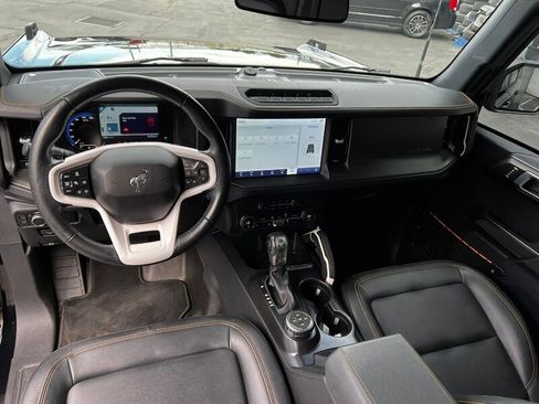 Used 2024 Ford Bronco Badlands AWD/4WD image 24