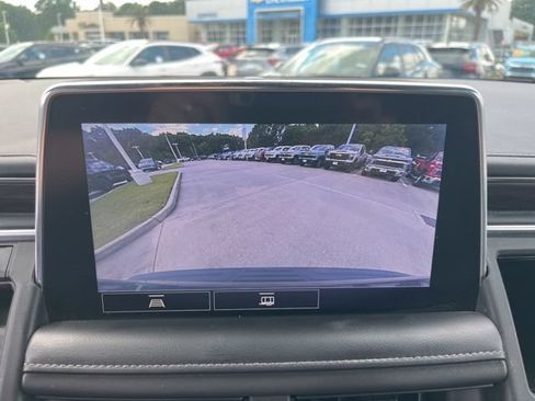 Used 2021 Chevrolet Tahoe Z71 AWD/4WD image 23