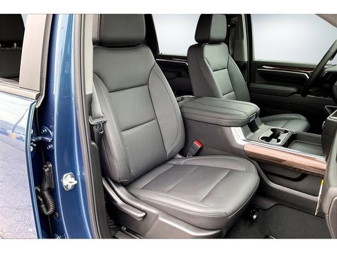 New 2026 Chevrolet Silverado 3500 LT w/ Trail Boss Package image 11