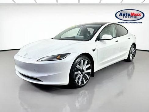 Used 2025 Tesla Model 3 Long Range RWD image 5