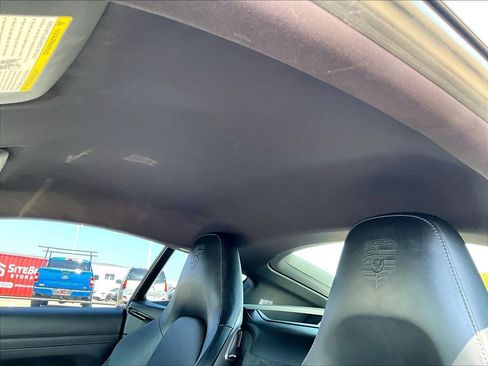 Used 2018 Porsche 718 Cayman S RWD image 18