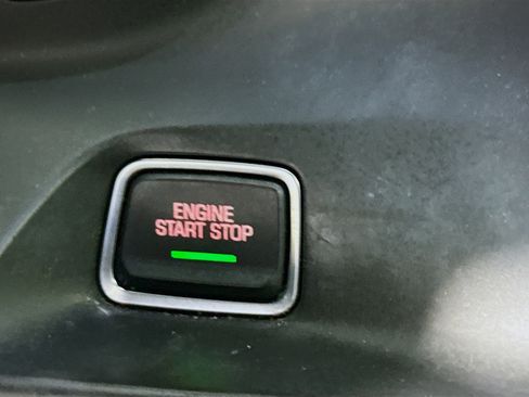 Used 2019 Chevrolet Camaro LT image 21