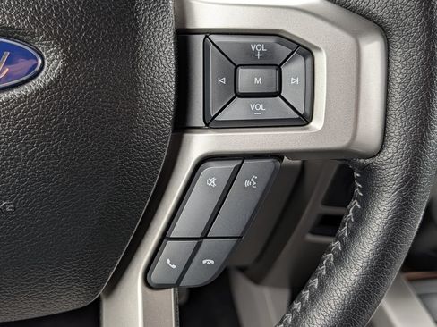 Used 2016 Ford F150 Lariat AWD/4WD image 47