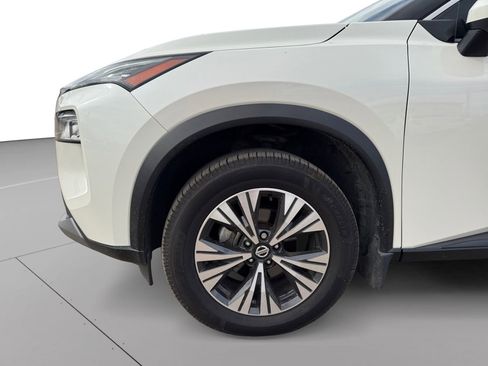 Used 2021 Nissan Rogue SV image 17