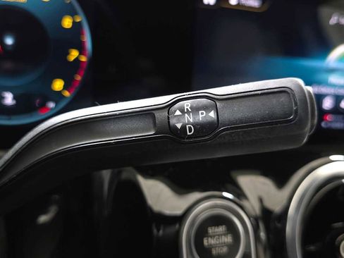 Certified 2022 Mercedes-Benz GLA 250 4MATIC image 35